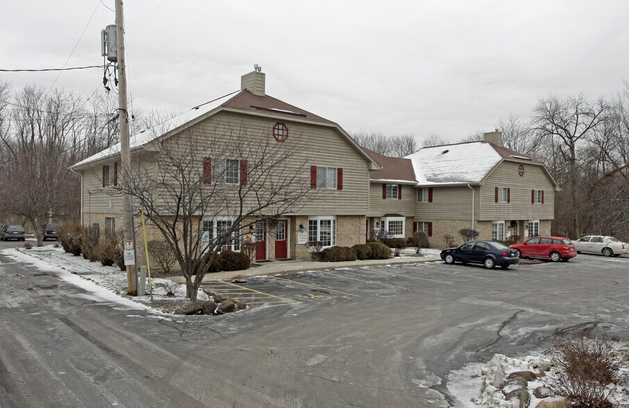 N87W16420 Appleton Ave, Menomonee Falls, WI 53051 Office/Retail for Lease