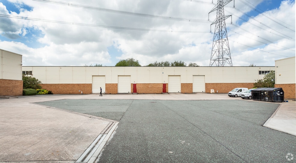 4 Pembroke Ct, Runcorn for sale - Building Photo - Image 1 of 1