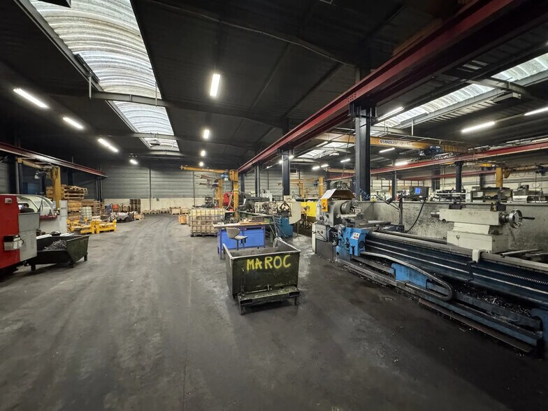 Flex in SAINT-OUEN-L'AUMONE for sale - Interior Photo - Image 3 of 10