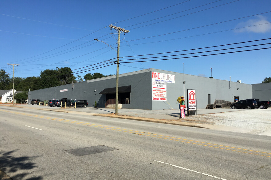 817 E Main St, Easley, SC for sale - Building Photo - Image 1 of 7