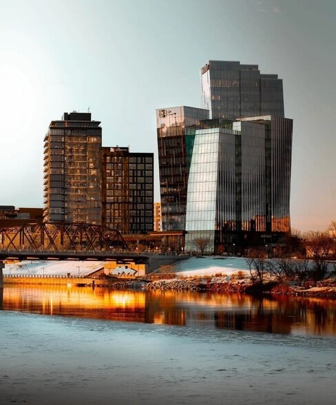 409 3rd Av S, Saskatoon, SK for lease - Building Photo - Image 1 of 3