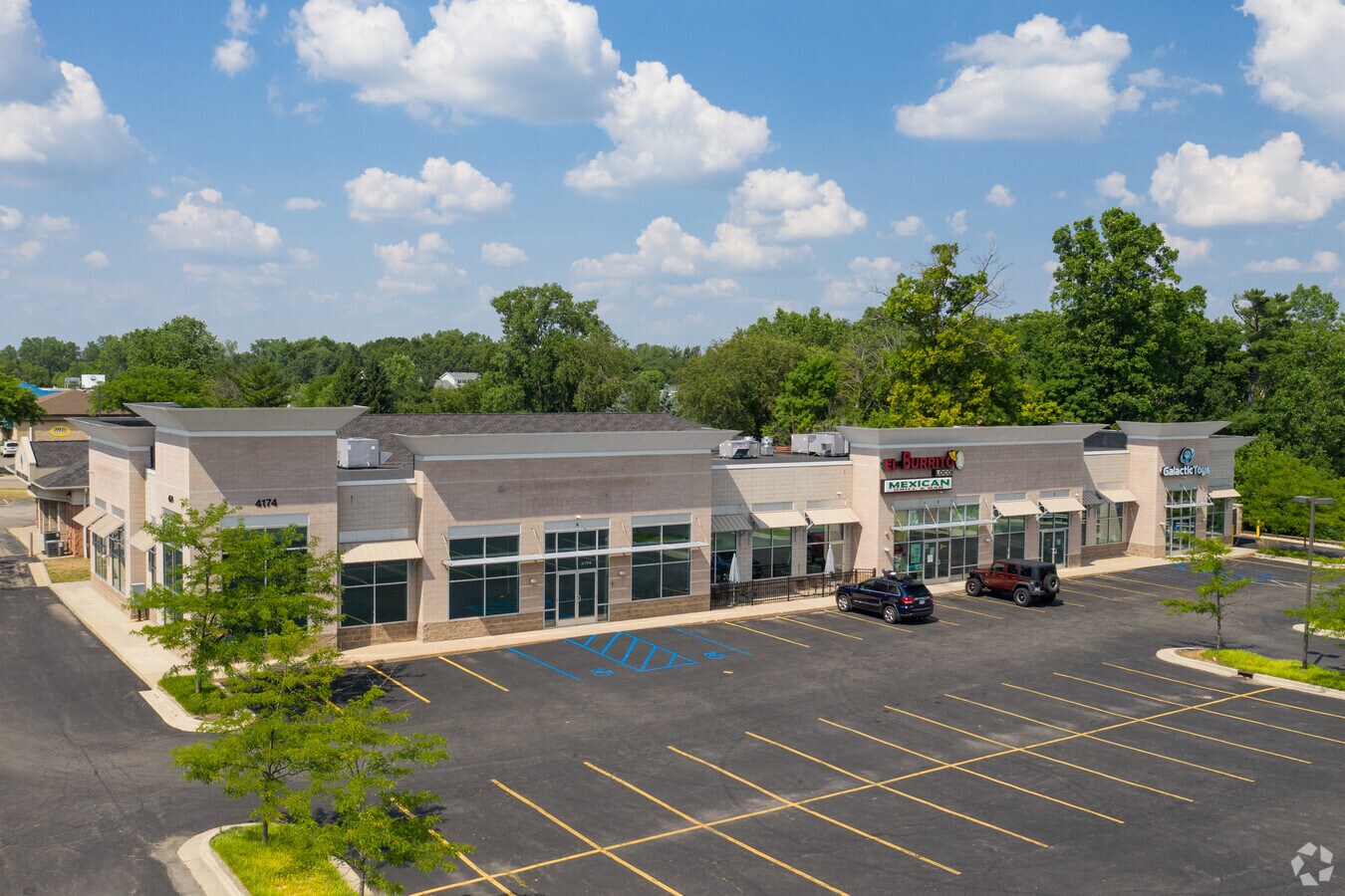 4174 Alpine Ave NW, Comstock Park, MI 49321