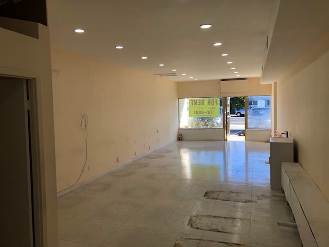 645-651 N Broadway Ave, Massapequa, NY for sale - Primary Photo - Image 1 of 1