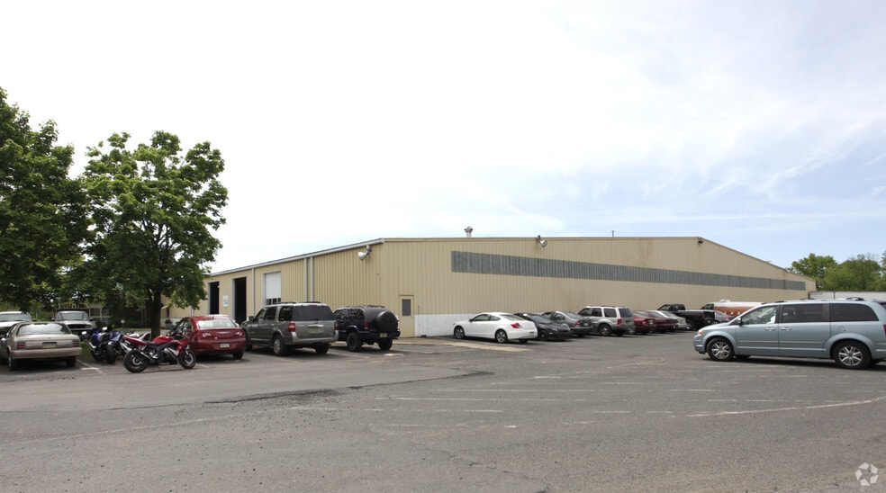 12 Coddington Rd, Readington, NJ for lease - Building Photo - Image 2 of 2