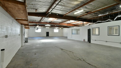 900 W Hyde Park Blvd, Inglewood, CA for lease Building Photo- Image 2 of 7