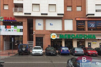 Avenida Barcelona, 12, Guadalajara, Guadalajara for lease Interior Photo- Image 2 of 4