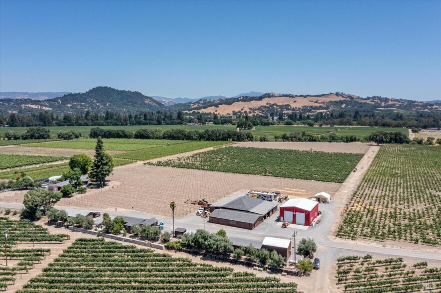 1558 Magnolia Dr, Healdsburg, CA for sale - Aerial - Image 2 of 30