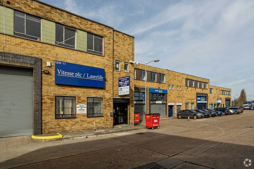 1 Franthorne Way, London for lease - Building Photo - Image 3 of 8