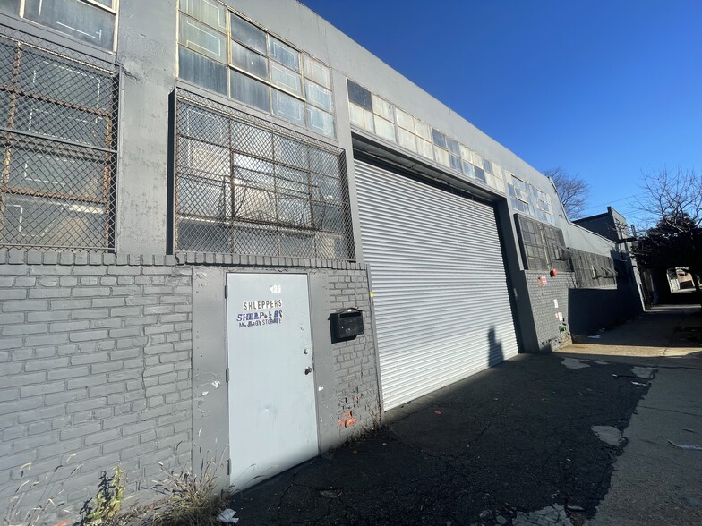 825 E 140th St, Bronx, NY for lease - Building Photo - Image 3 of 18