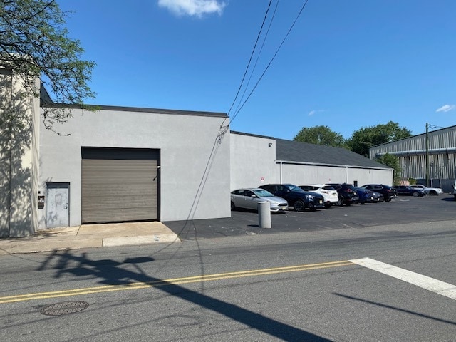 647 River St, Paterson, NJ for lease - Building Photo - Image 2 of 7