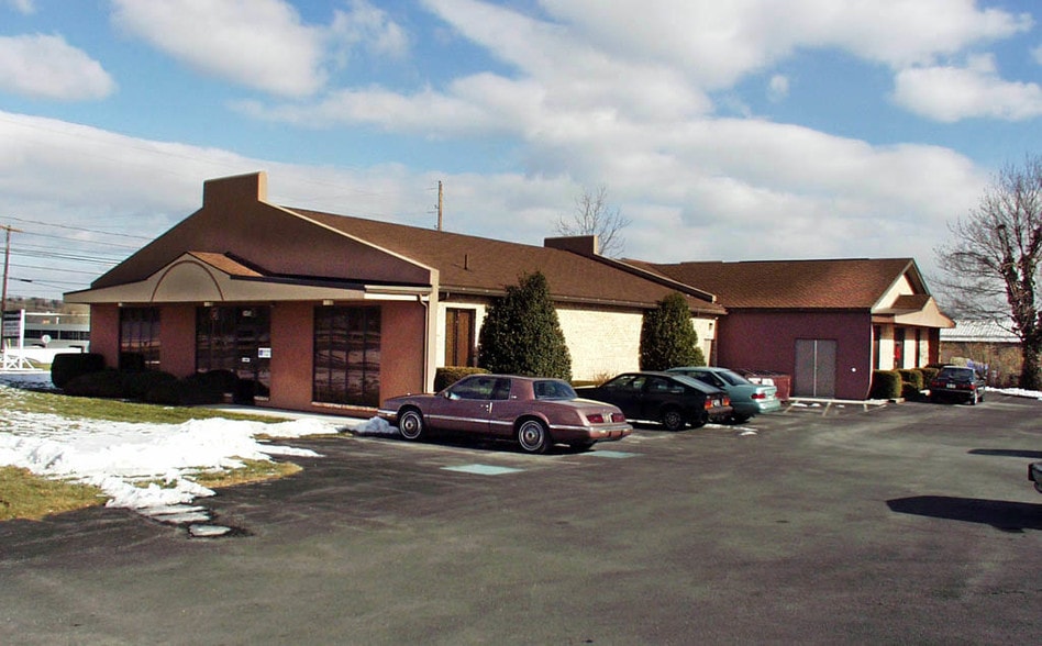 2415 Old Gettysburg Rd, Camp Hill, PA for lease - Other - Image 2 of 5