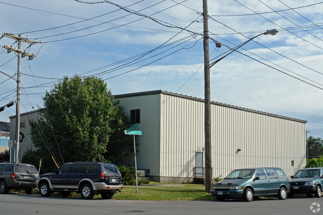 122 Industrial Park Rd, Albany, NY 12206 | LoopNet