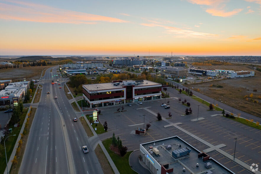 15 Royal Vista Pl NW, Calgary, AB for lease - Aerial - Image 3 of 6