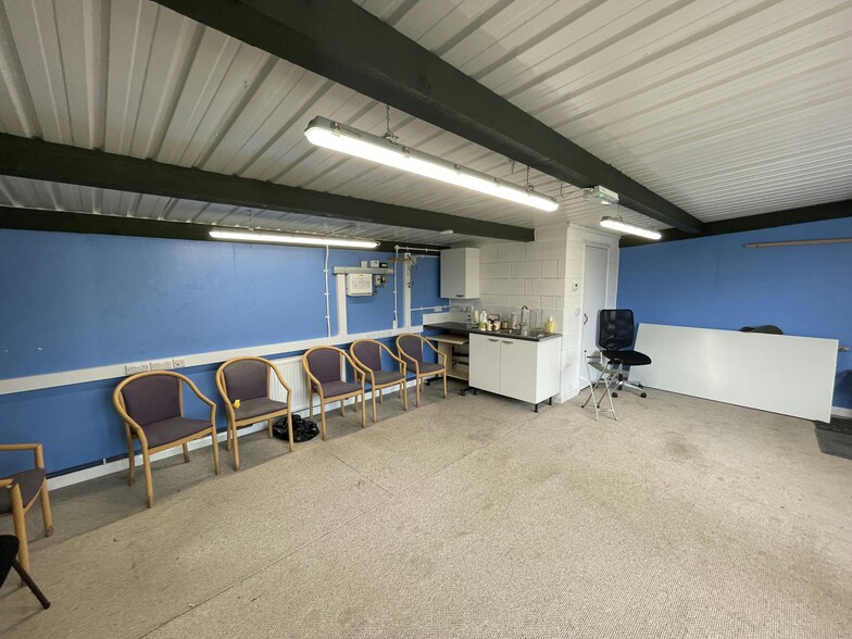 Milton Cmn, Great Milton for lease - Building Photo - Image 3 of 8