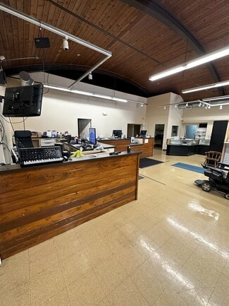 More details for 5225 NE Chouteau Tfwy, Kansas City, MO - Retail for Lease
