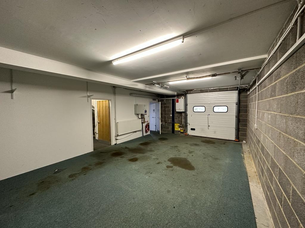 Dixon Rd, Bristol for lease Interior Photo- Image 1 of 5