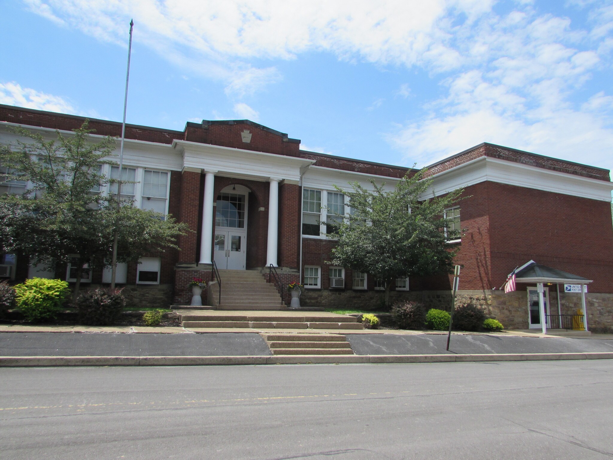 120 Logan Ave, Lock Haven, PA for sale Primary Photo- Image 1 of 1
