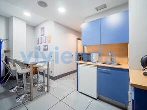 Retail in Madrid, Madrid for lease Interior Photo- Image 2 of 19