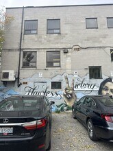 627 Bloor St W, Toronto, ON for lease Building Photo- Image 2 of 26