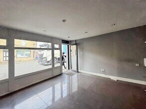 413 Halliwell Rd, Bolton for lease Interior Photo- Image 1 of 7