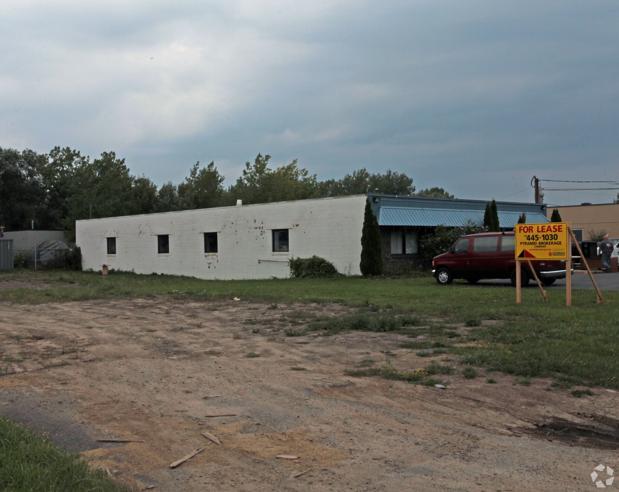 6159 E Molloy Rd, East Syracuse, NY for sale Primary Photo- Image 1 of 1