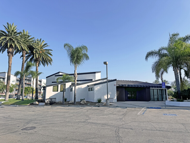 2720 N Garey Ave, Pomona, CA for sale - Building Photo - Image 1 of 15