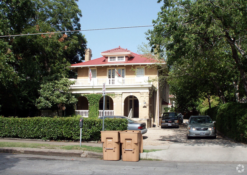 2404 Rio Grande St, Austin, TX for sale - Primary Photo - Image 2 of 5