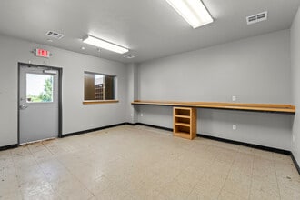 7312 NW 164th St, Edmond, OK for lease Building Photo- Image 1 of 8