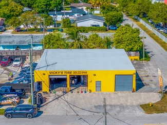 More details for 11300 SW 208th Dr, Miami, FL - Industrial for Sale