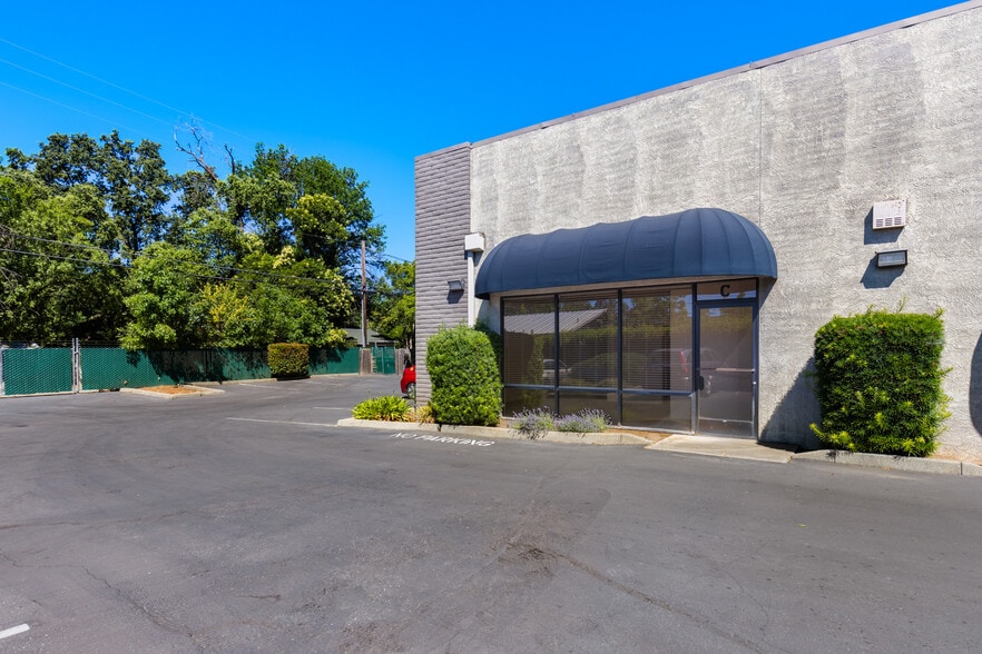 1803 Mangrove Ave, Chico, CA for sale - Primary Photo - Image 1 of 1