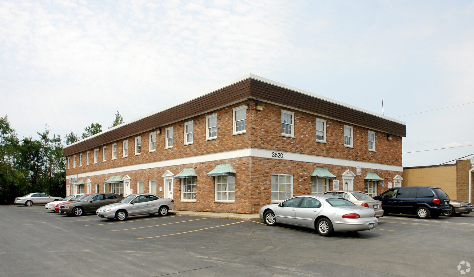 3620 Harlem Rd, Buffalo, NY 14215 Cardinal Building