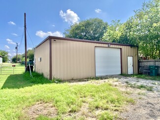 More details for 1203 Crouch Ave, Jourdanton, TX - Flex for Sale