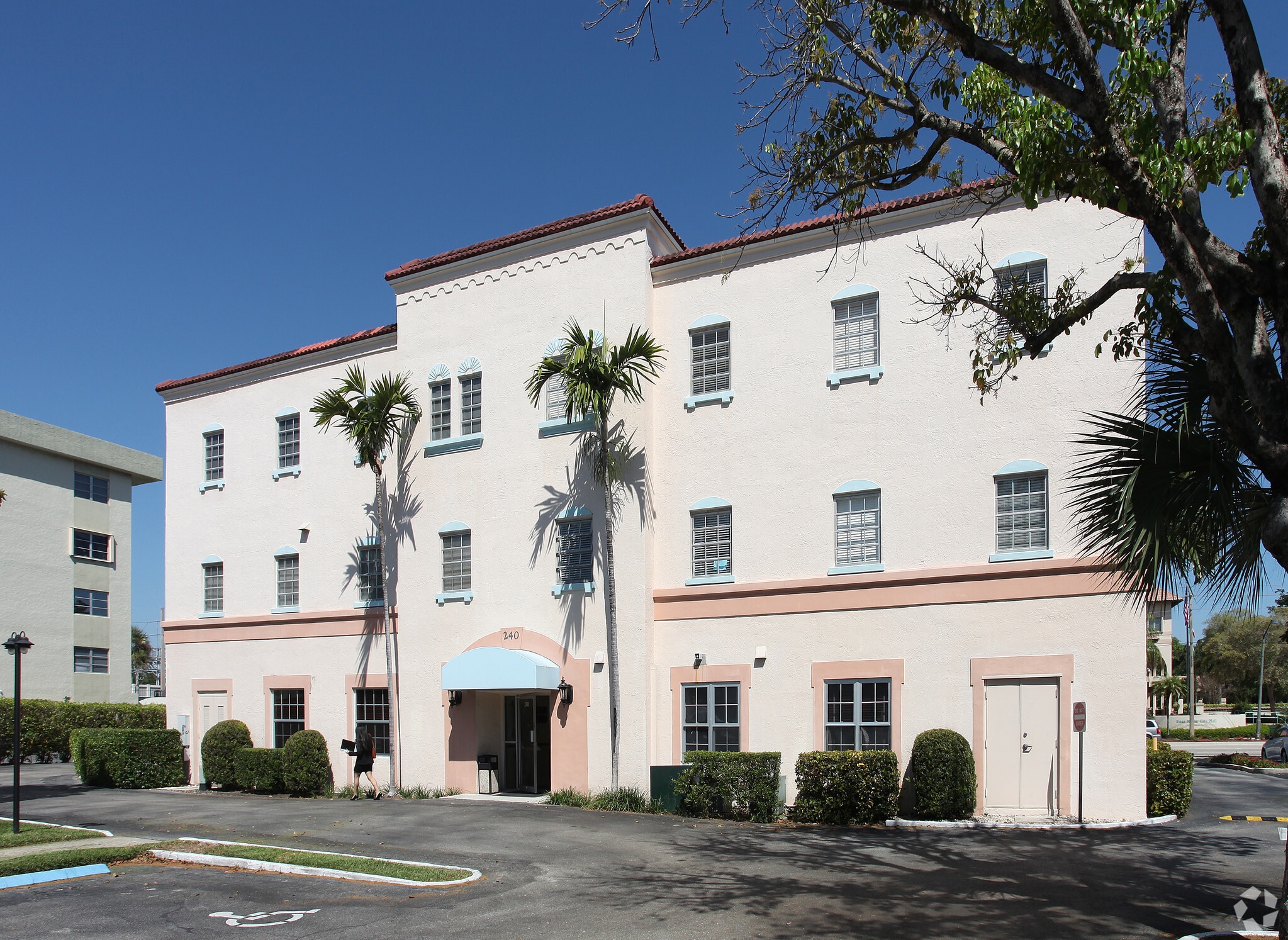 240 W Palmetto Park Rd, Boca Raton, FL for lease Building Photo- Image 1 of 5