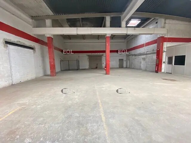 Flex in Vitrolles for lease - Interior Photo - Image 3 of 5