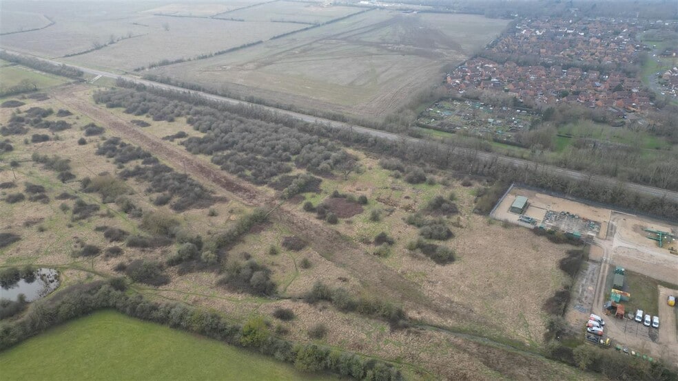 124 Bletchley Rd, Newton Longville for lease - Building Photo - Image 3 of 3