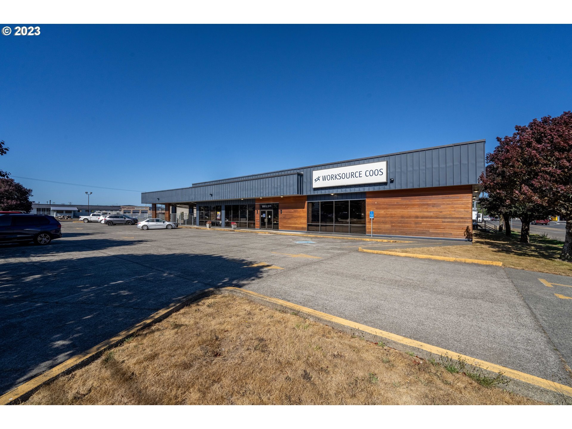 990 S 2nd St, Coos Bay, OR for sale Primary Photo- Image 1 of 1