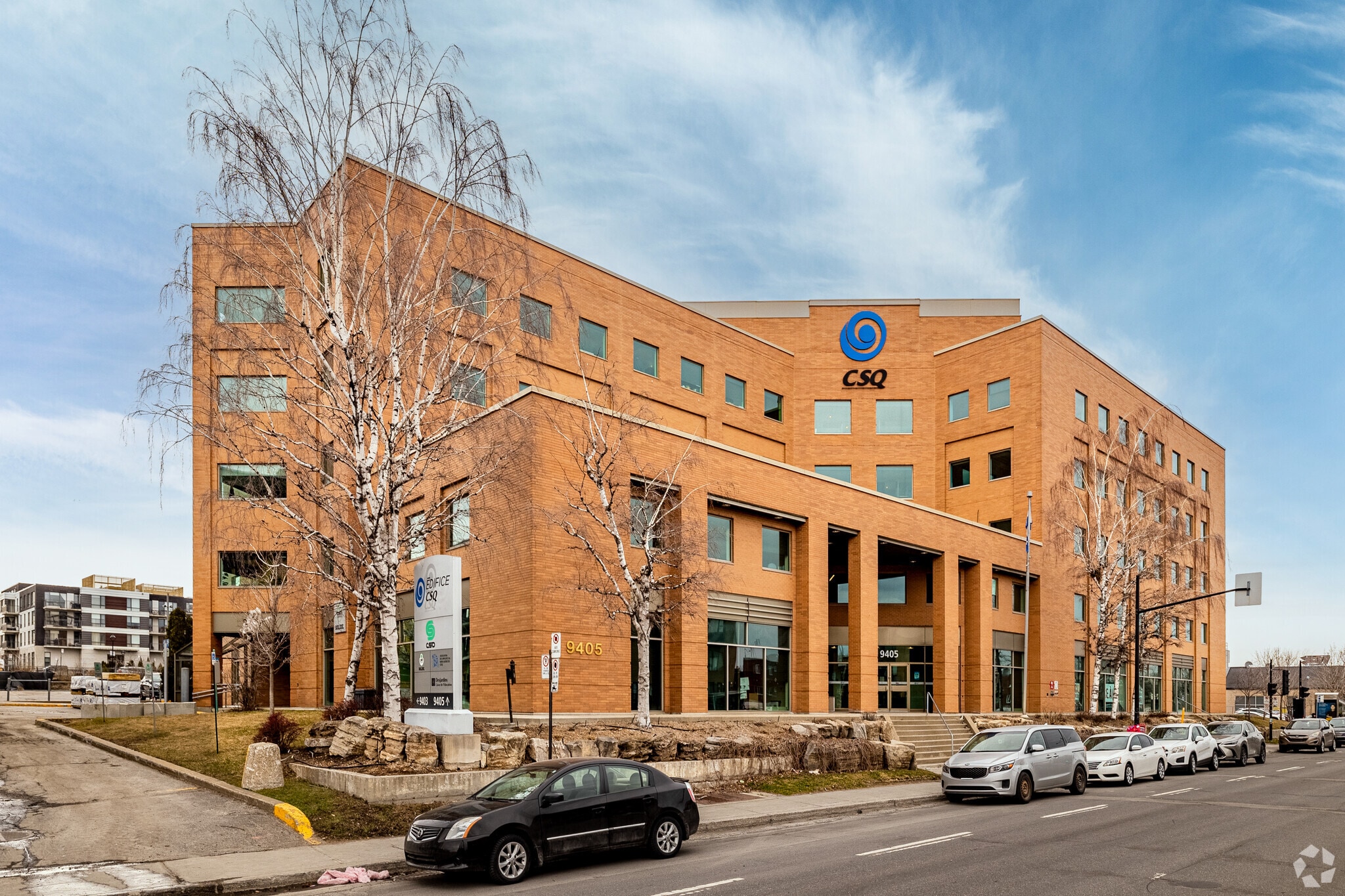9405 Rue Sherbrooke E, Montréal, QC for lease Primary Photo- Image 1 of 5