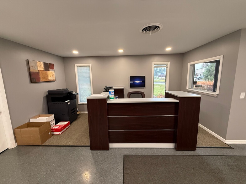 862 Lenox Ave, Portage, MI for lease - Building Photo - Image 3 of 26