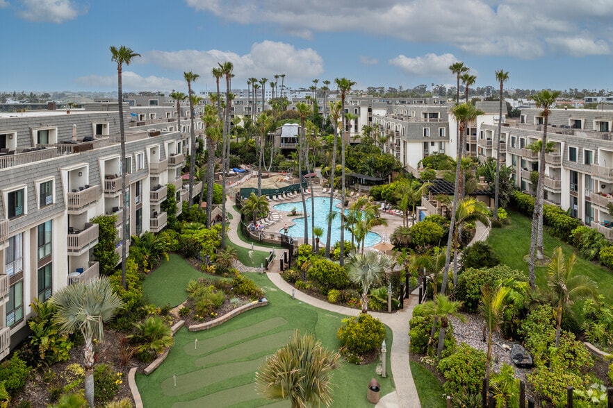 999 N Pacific St, Oceanside, CA for sale - Building Photo - Image 1 of 6