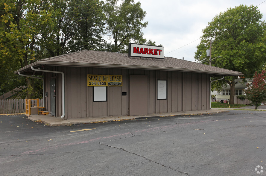 603 E 23rd St S, Independence, MO for lease - Primary Photo - Image 1 of 18