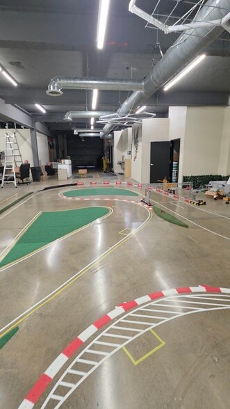 3109 W Liberty Ave, Pittsburgh, PA for lease - Interior Photo - Image 3 of 6