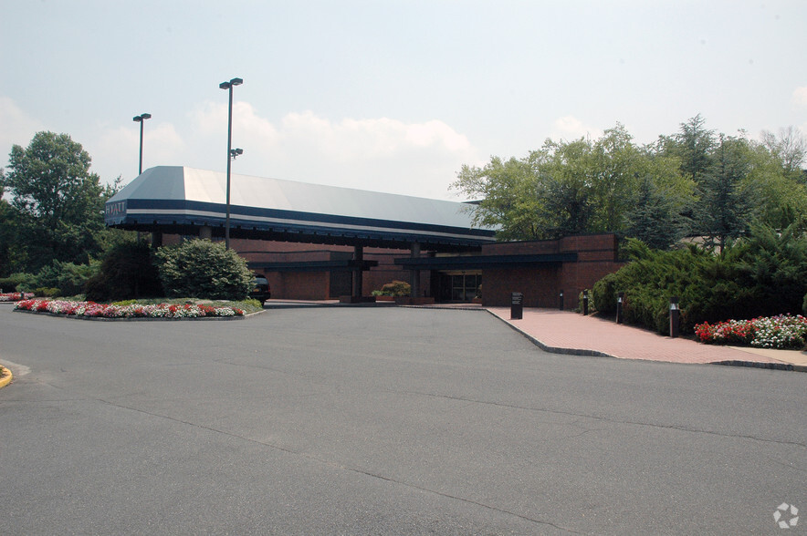 102 Carnegie Ctr, Princeton, NJ for lease - Building Photo - Image 3 of 7