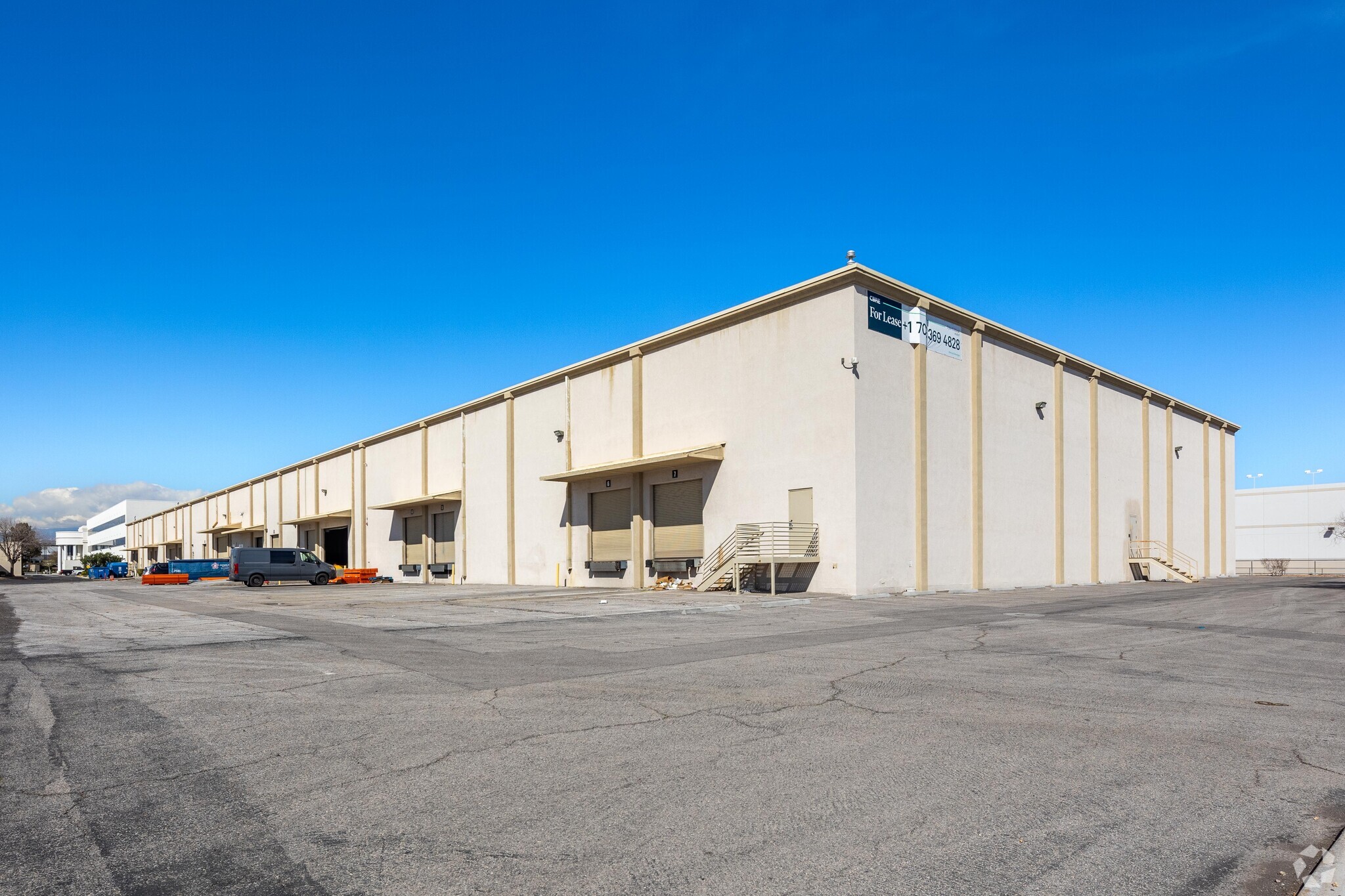 6590 Bermuda Rd, Las Vegas, NV for lease Building Photo- Image 1 of 4