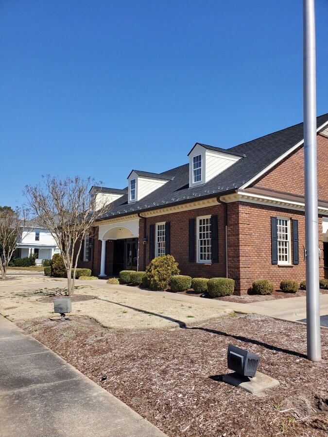 7458 Main St, Bethel, NC 27812