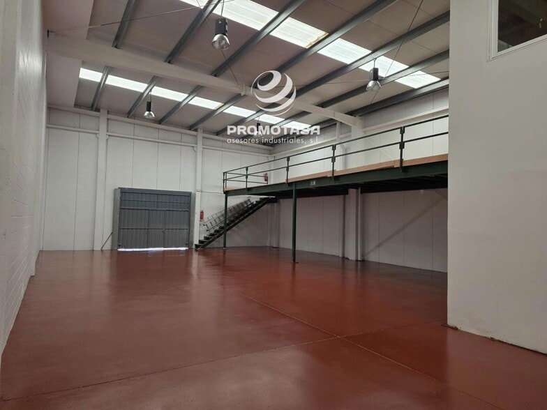 Industrial in Rivas-Vaciamadrid, Madrid for lease - Building Photo - Image 2 of 8