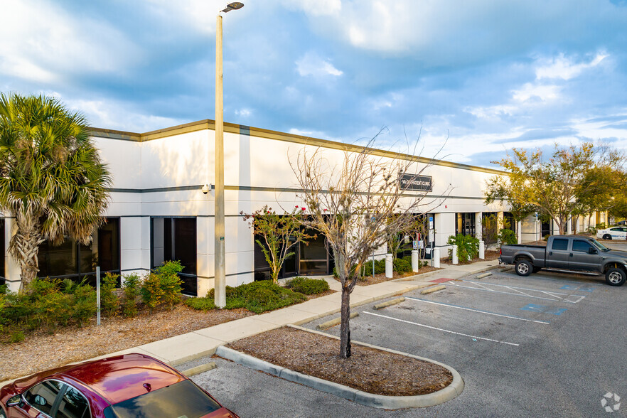 10770 N 46th, Tampa, FL for lease - Building Photo - Image 2 of 5