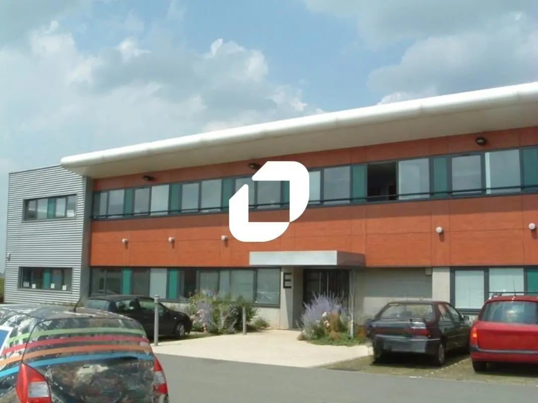 Office in Valenciennes for lease Building Photo- Image 1 of 5