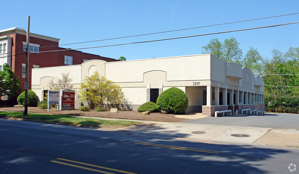 2115 E 7th St, Charlotte, NC for lease - Primary Photo - Image 1 of 6