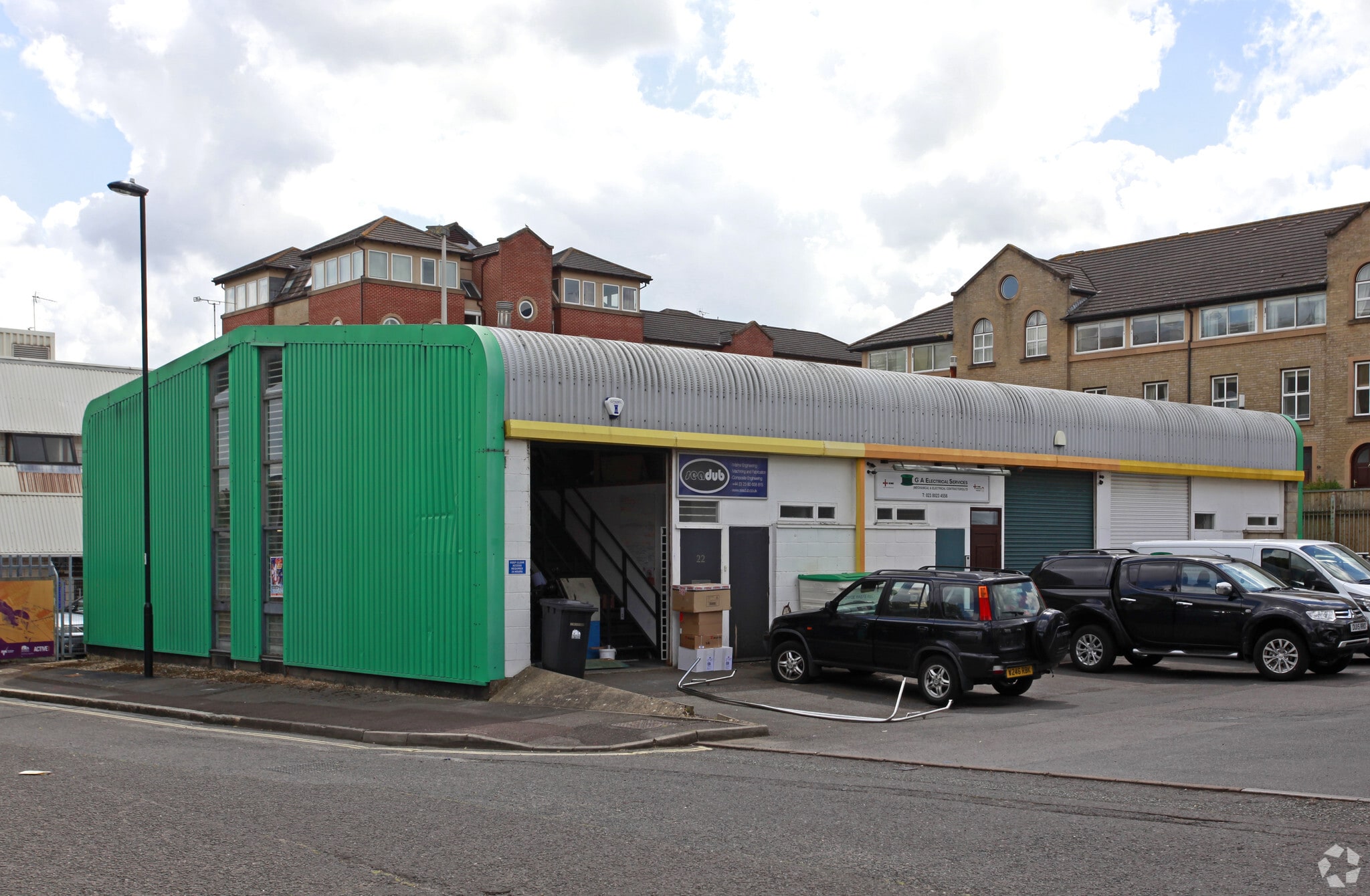 Floating Bridge Rd, Southampton for sale Primary Photo- Image 1 of 1