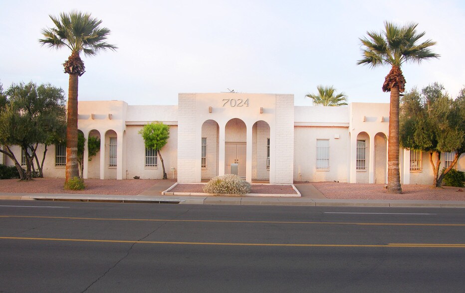 7024 E Osborn Rd, Scottsdale, AZ 85251